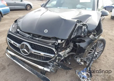 2024 Mercedes-Benz Glc 300 4Matic Suv z USA, uszkodzony, nr VIN W1NKM4HB3RF122168